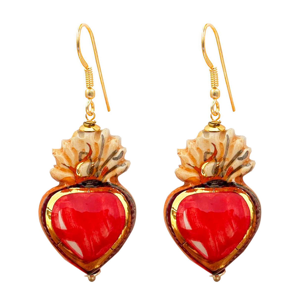 Pendientes de cerámica siciliana, pintados a mano. Es un corazón ardiente rojo que representa amor y fortaleza de Marardi.