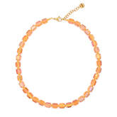 Collar corto de piedras naranjas de cristal de vidrio unidas por pequeñas piedras del mismo color y cierre dorado de Marardi.