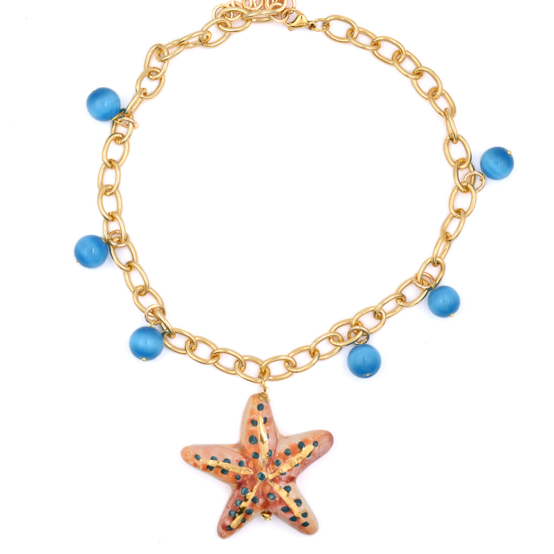 Collar corto dorado de acero inoxidable con estrella de mar de cerámica siciliana pintada a mano y cuentas azules de Marardi.