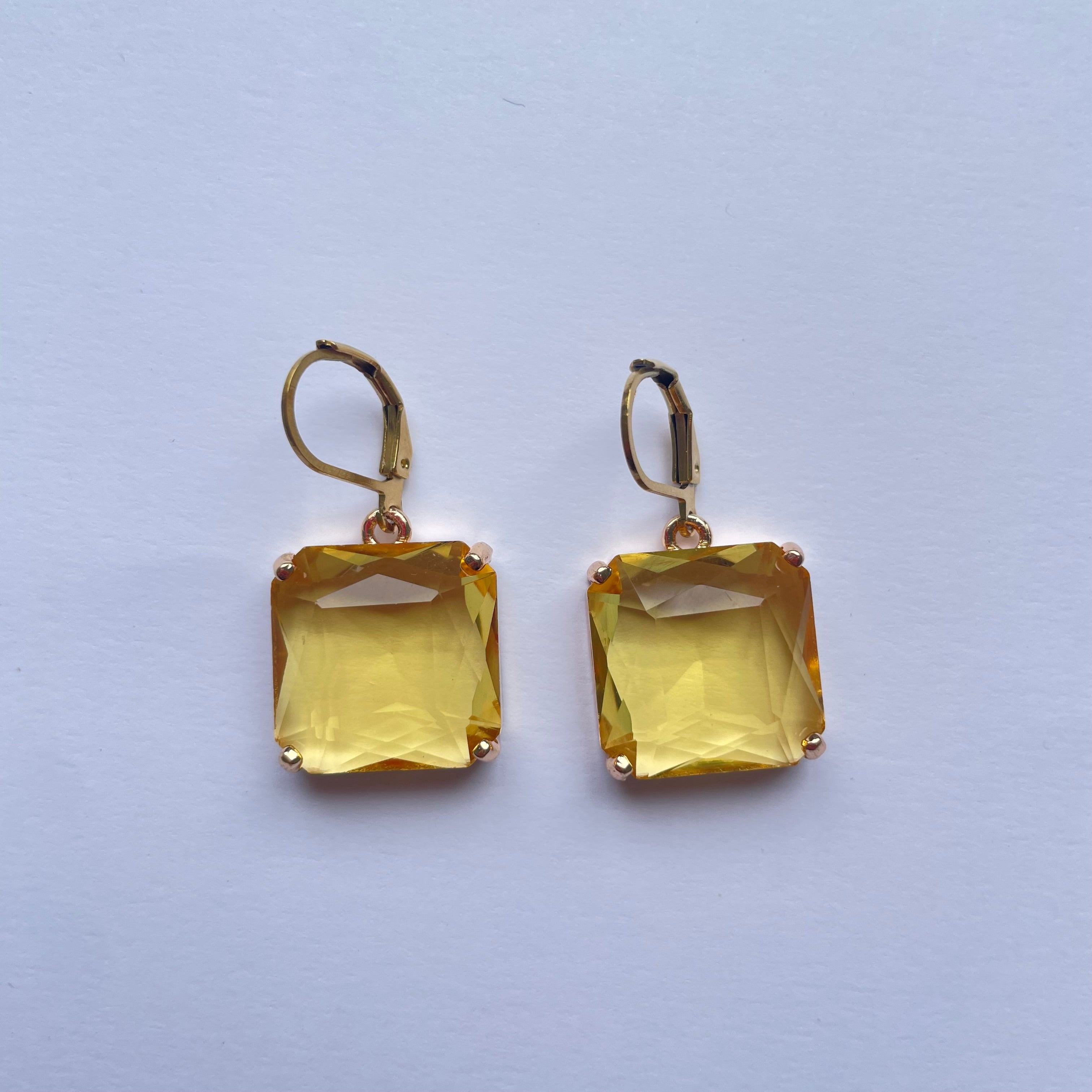 Pendientes Cortos Piedra