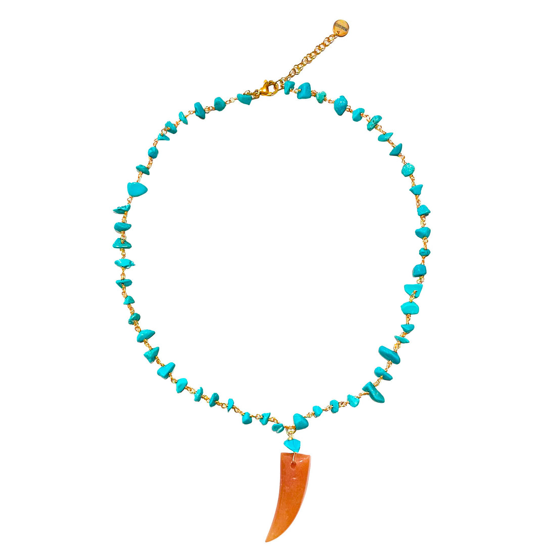 Cadena corta de pequeñas cuentas de piedra howlita turquesa con colmillo de piedra natural ágata naranja de Marardi.